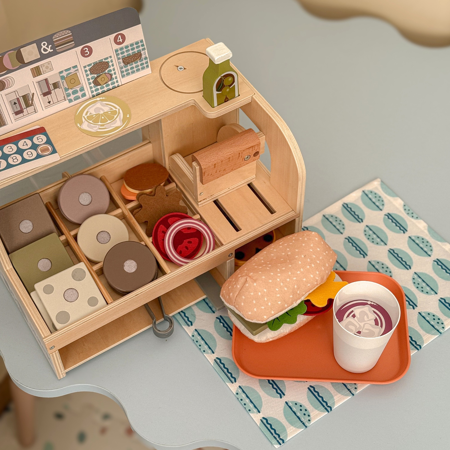 Sanduicheria de madeira - restaurante