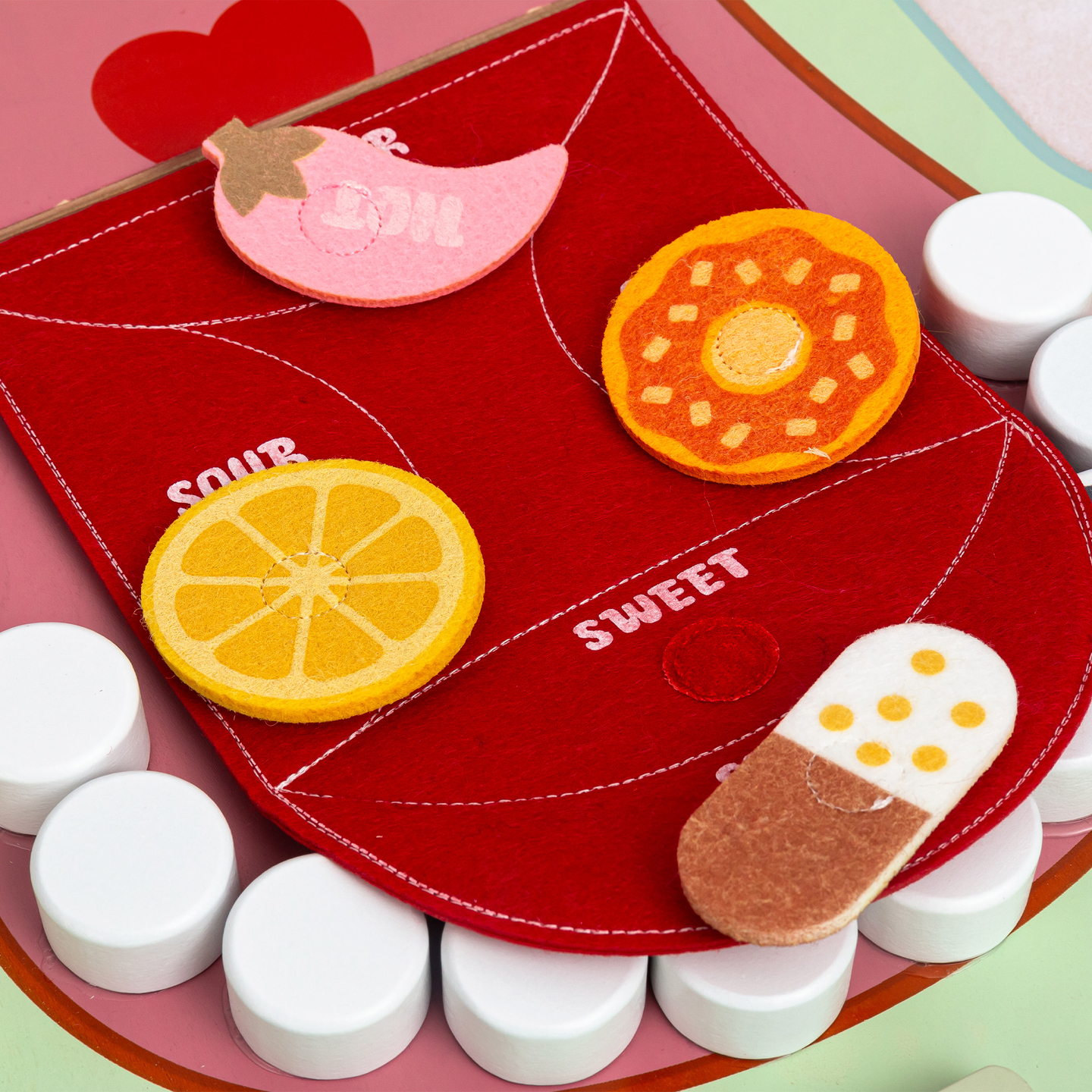 Quadro Educacional Montessori de Madeira Pequeno Dentista - escova de dentes, pasta de dentes, dentes removíveis, espelho, comida, sabores de aprendizagem