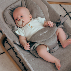 Cadeira de balanço 2 em 1 com inserção Moby-System LILY – cinza