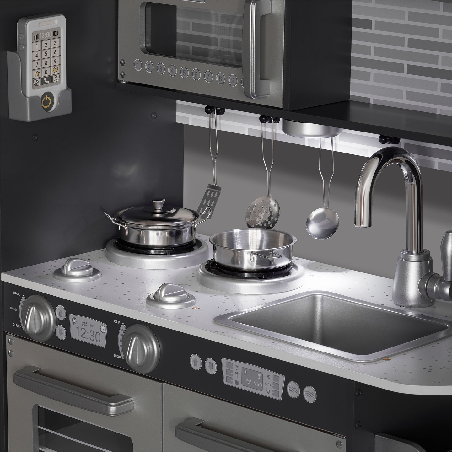 Cozinha XXL em madeira com iluminação LED, avental e acessórios