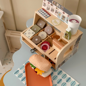 Sanduicheria de madeira - restaurante