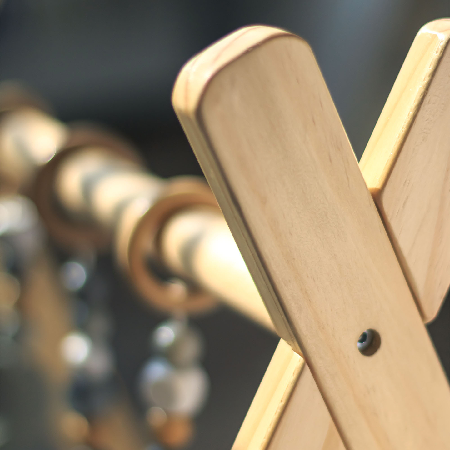 Suporte educativo de madeira Baby Gym - cor cinzenta