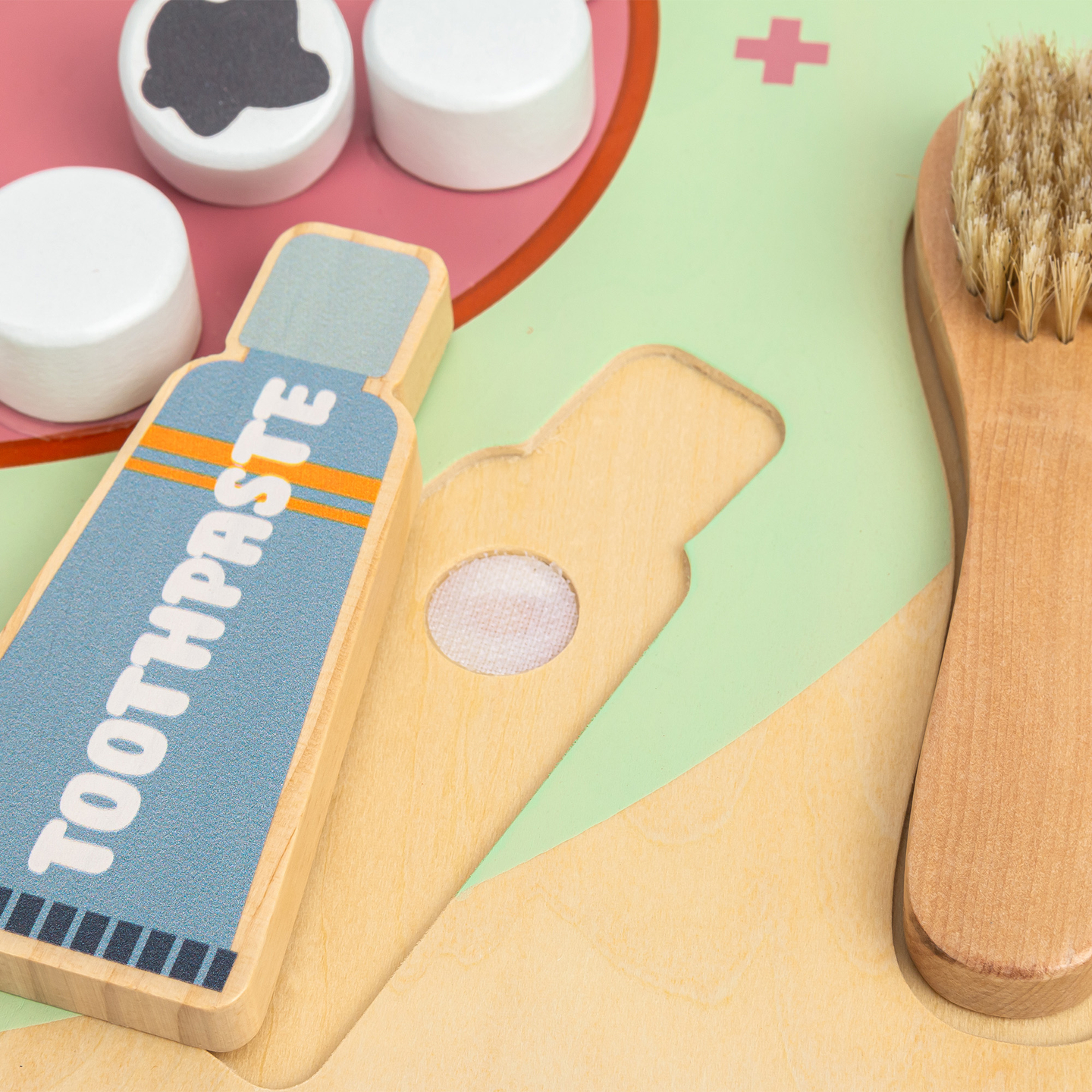 Quadro Educacional Montessori de Madeira Pequeno Dentista - escova de dentes, pasta de dentes, dentes removíveis, espelho, comida, sabores de aprendizagem