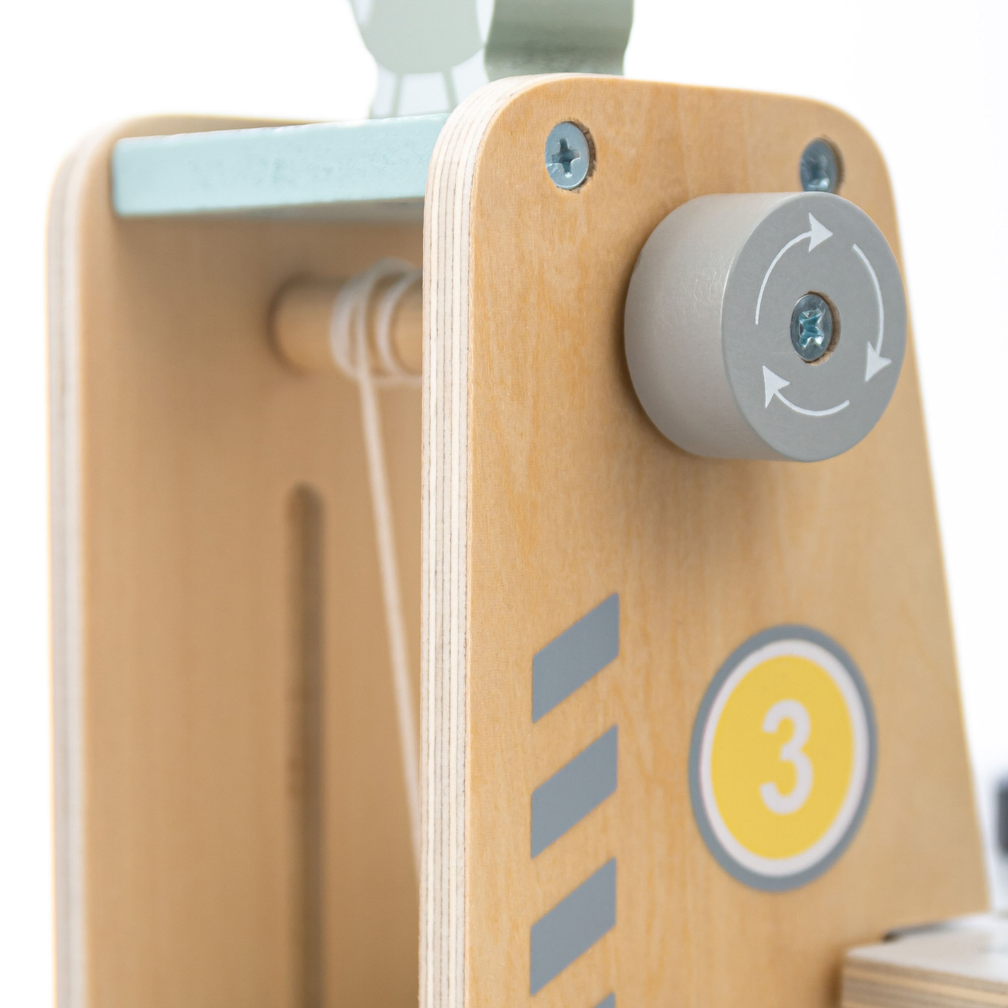 Garagem de madeira de três andares para crianças com acessórios – estacionamento, posto de gasolina, lava-rápido, helicóptero