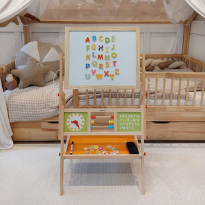 Grande quadro educativo de duas faces: magnético e quadro de giz - quadro de apagar a seco, de madeira