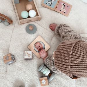 Caixa educativa Montessori para bebês - 6 brinquedos