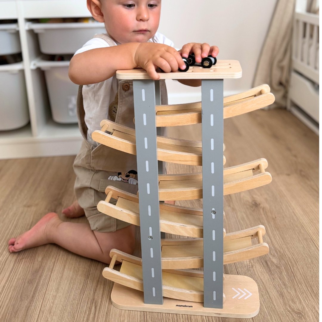 Pista de madeira - escorregador para carros - 6 andares