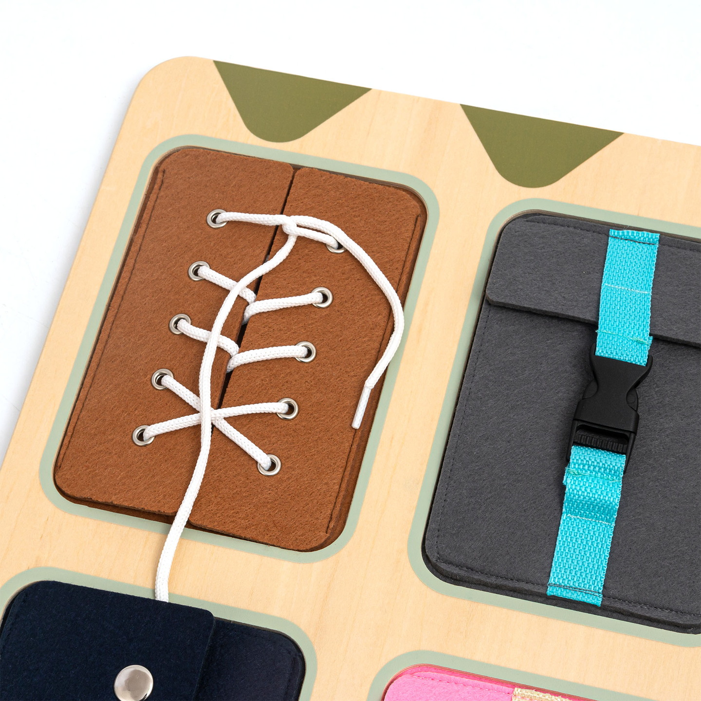 Quadro de atividades Montessori de madeira – Aprendizagem sensorial da independência – cadarços, fivelas, botões, fechos de pressão, zíper