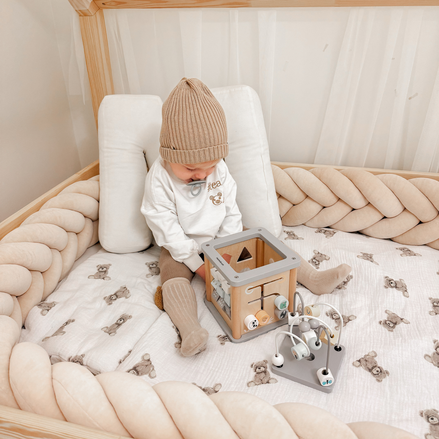 Cubo educacional Montessori de madeira - motor loop