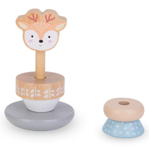 Um conjunto de brinquedos de madeira - um entrelaçado colorido, uma pirâmide de cervos, um classificador de pinguins