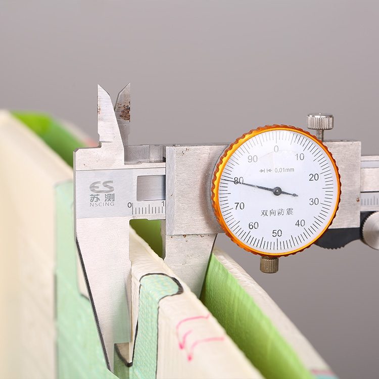 Tapete de espuma XXL dupla face - dobrável 1 CM (montanha e estrada)