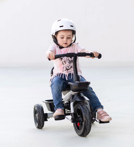 Triciclo HyperMotion TOBI VECTOR - rodas permanentemente infladas + empurrador. Cor: cinza claro.