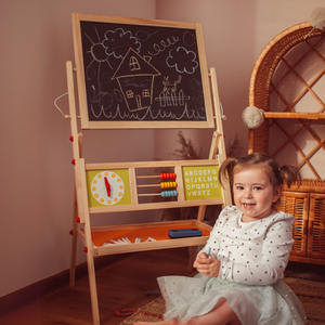 Grande quadro educativo de duas faces: magnético e quadro de giz - quadro de apagar a seco, de madeira