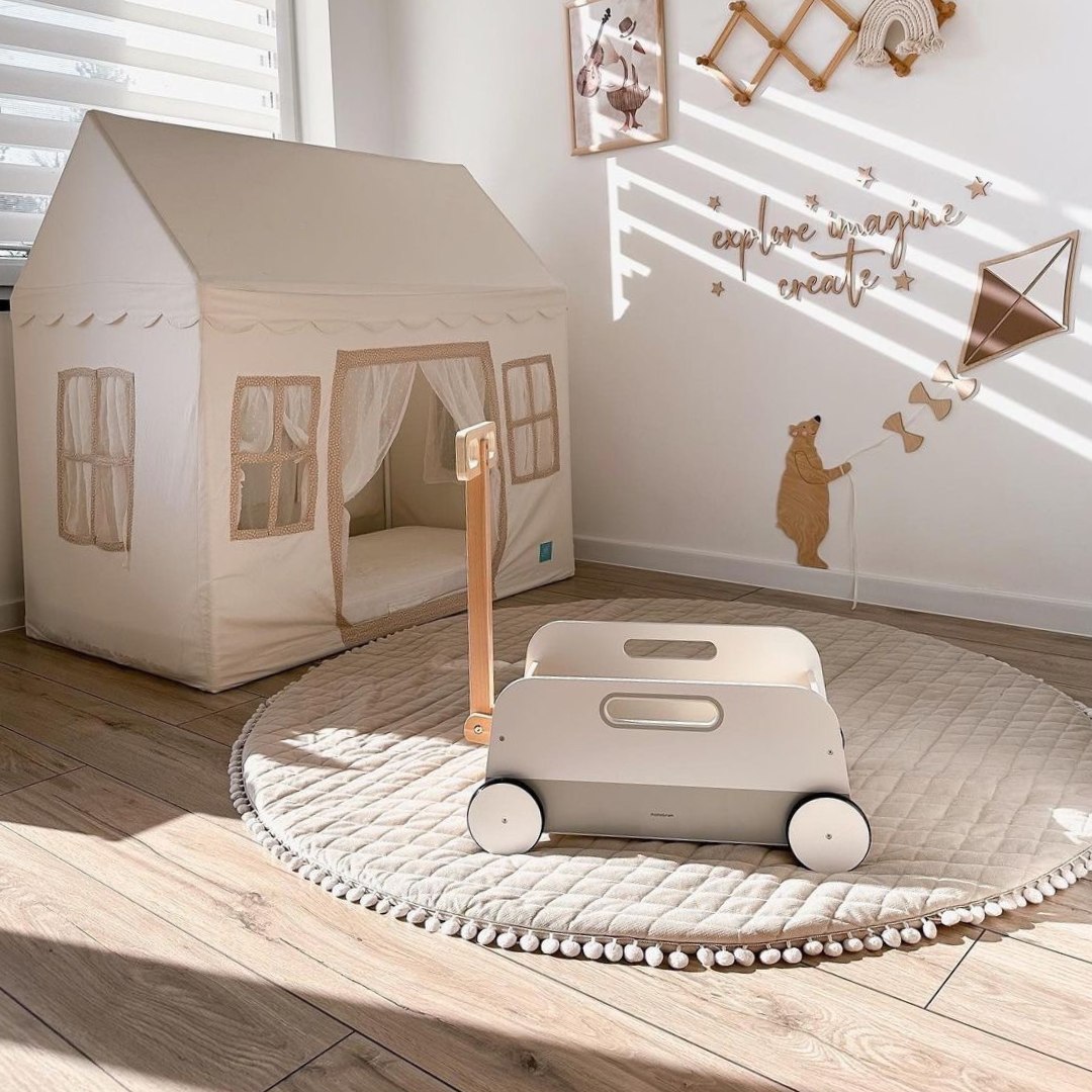 Carrinho de brinquedo de madeira - reboque para puxar