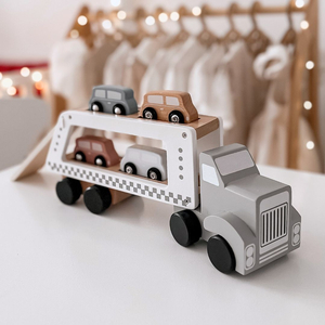 Caminhão de madeira - semirreboque com 4 carros