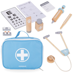 Conjunto de madeira para um pequeno médico