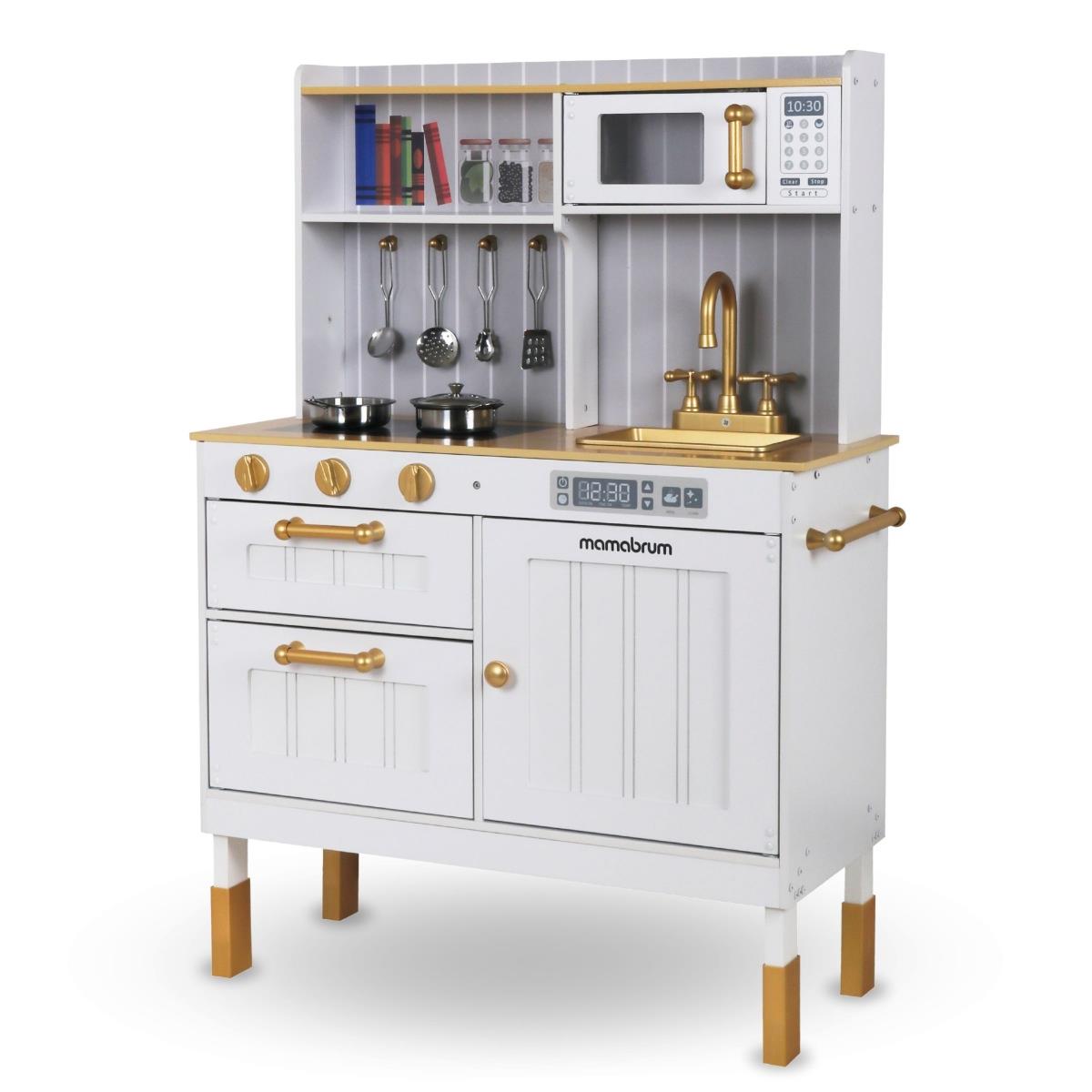 Cozinha branca em madeira com acessórios e avental