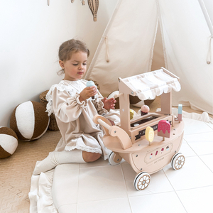 Sorveteria infantil de madeira - carrinho sobre rodas com acessórios
