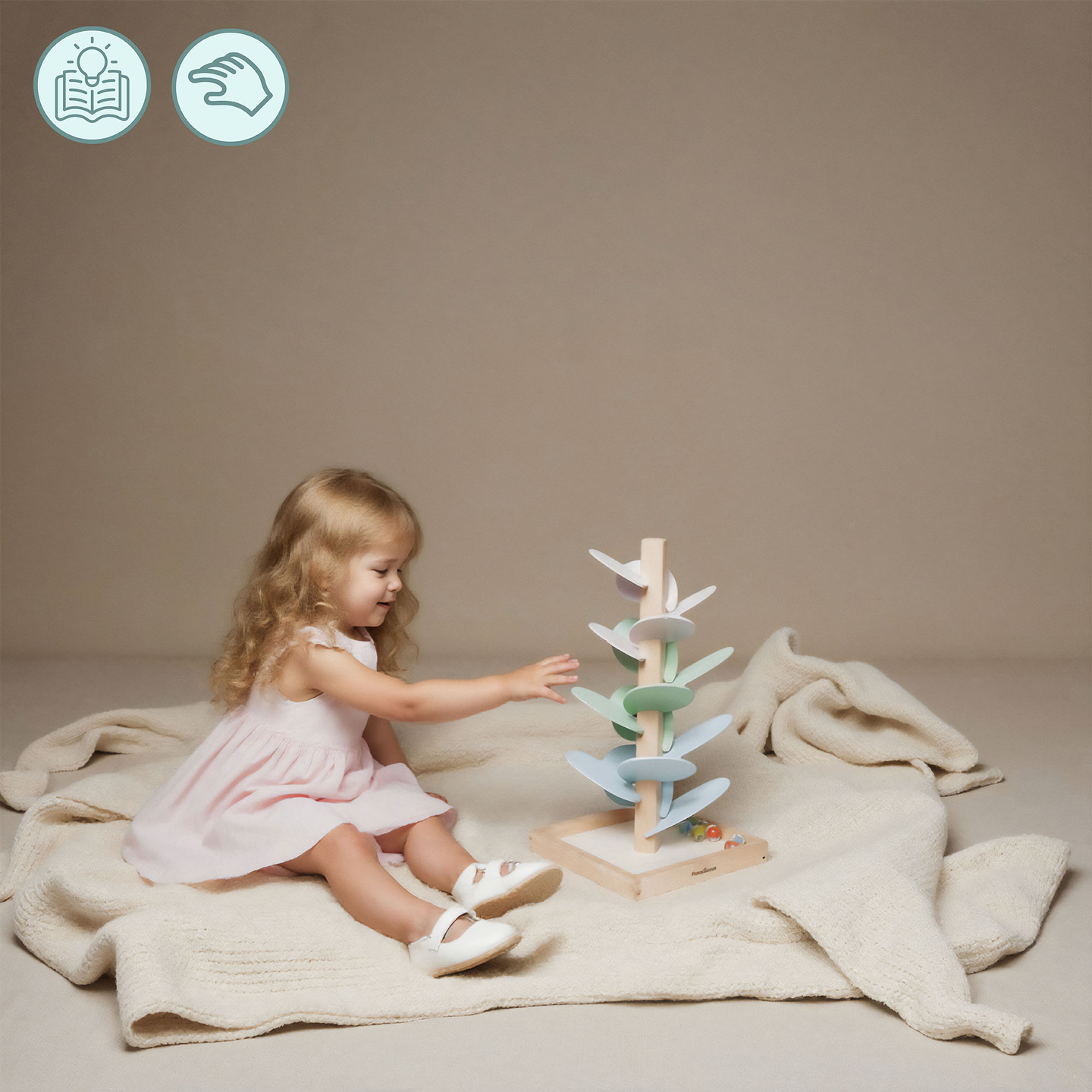 Culódromo de madeira - árvore sonora com bolas