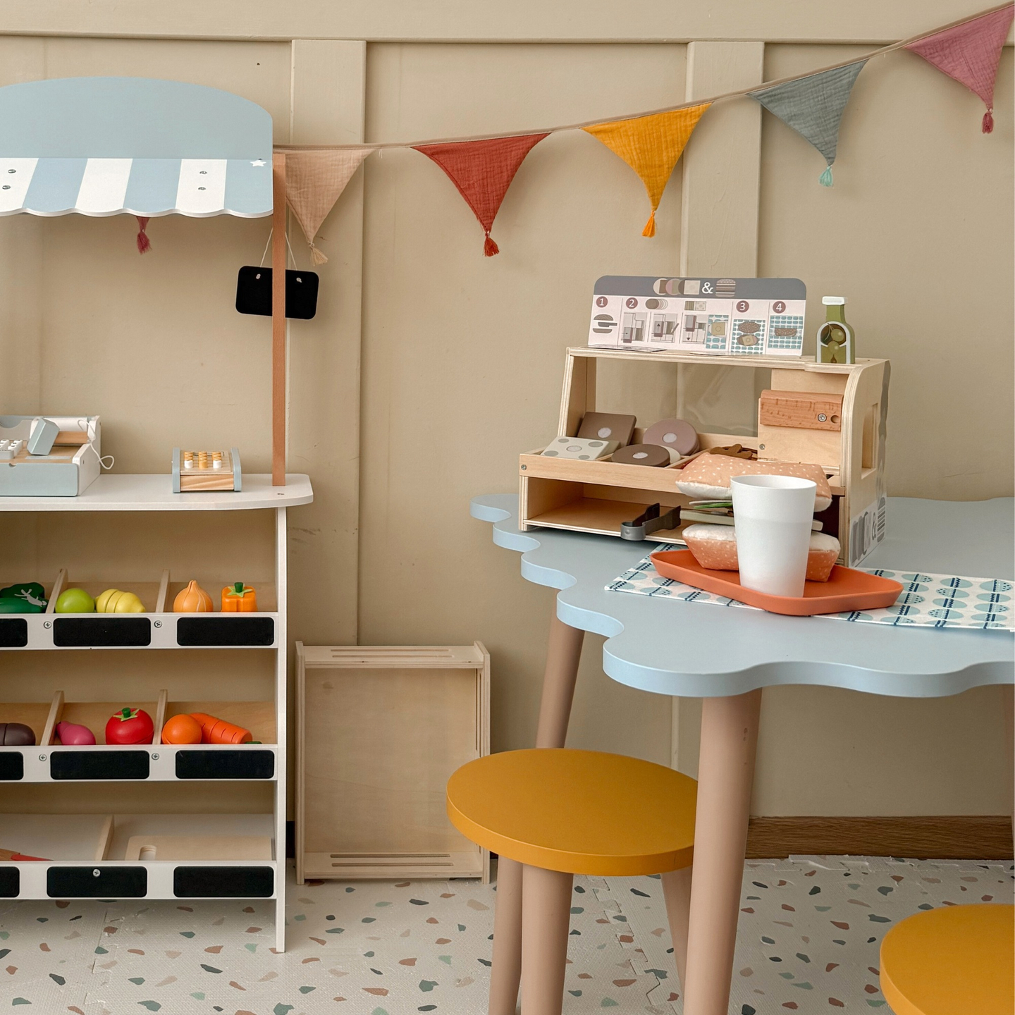 Sanduicheria de madeira - restaurante