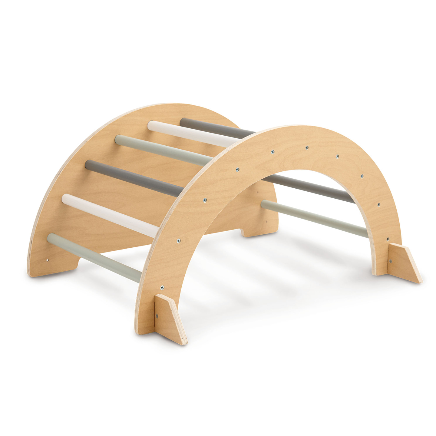 Parque infantil coberto de madeira - parede de escalada, escorregador, arco de escalada/balanço e triângulo de Pikler