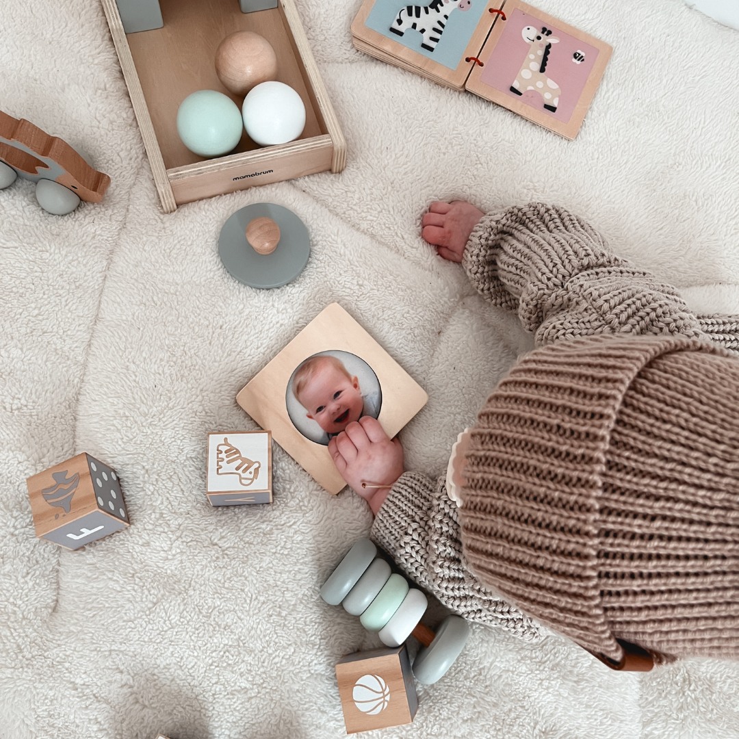 Caixa educativa Montessori para bebês - 6 brinquedos