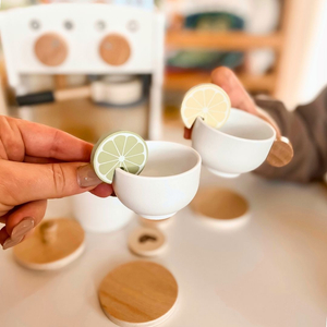 Máquina de café e chá de madeira com acessórios - café